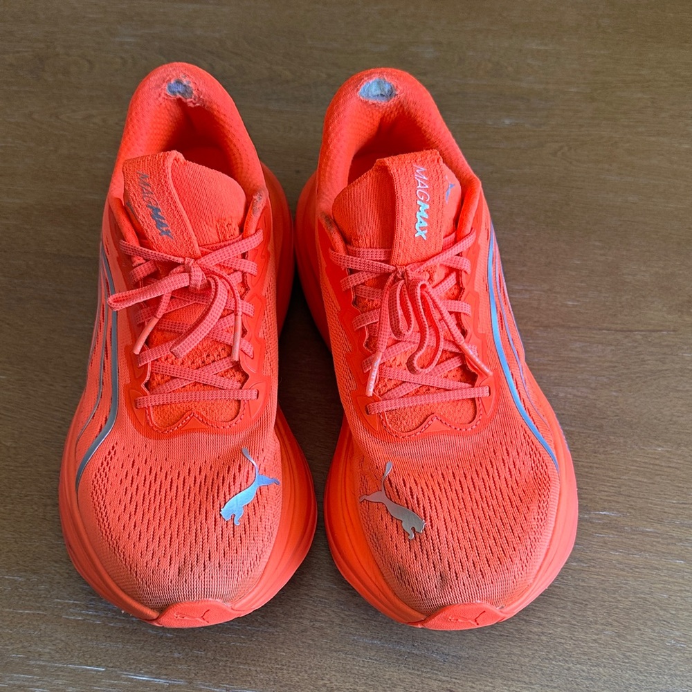 Puma MagMax Nitro-Glowing Red